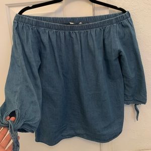 Demin off the shoulder shirt